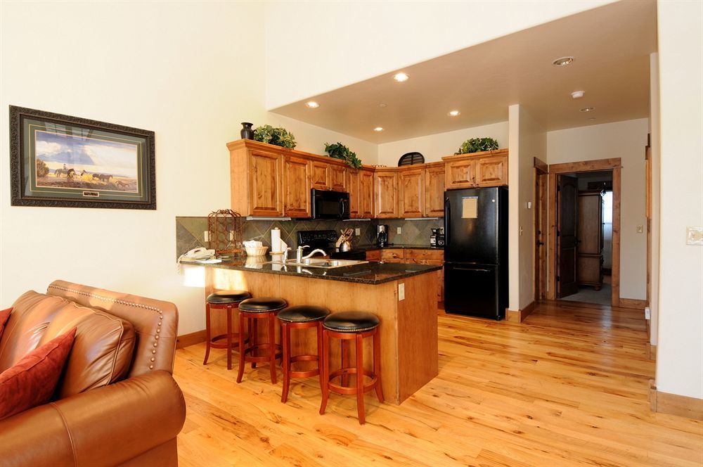 ביג סקיי Alpenglow Condominiums מראה חיצוני תמונה